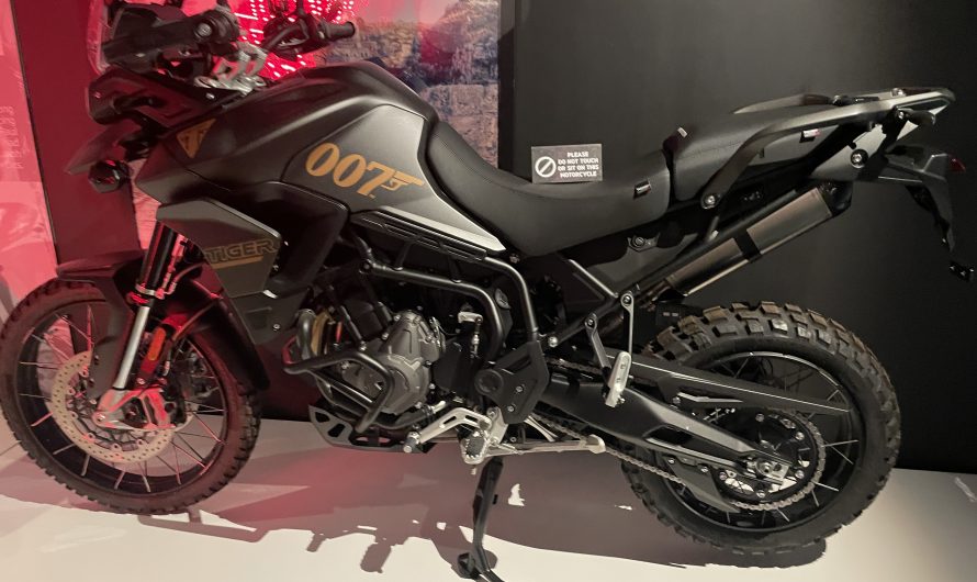 Biker Down Course – Hinckley Triumph