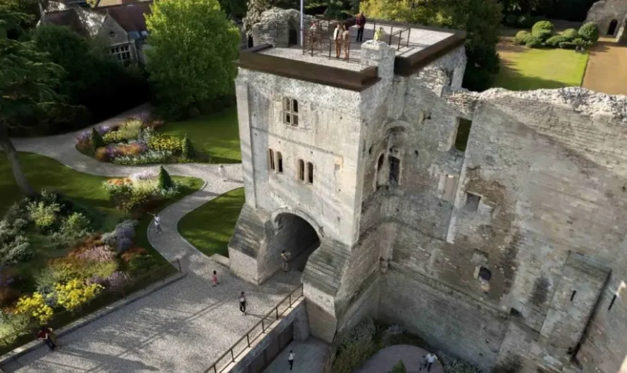 Newark Castle renovations and the reduced spend on the MARKET place!